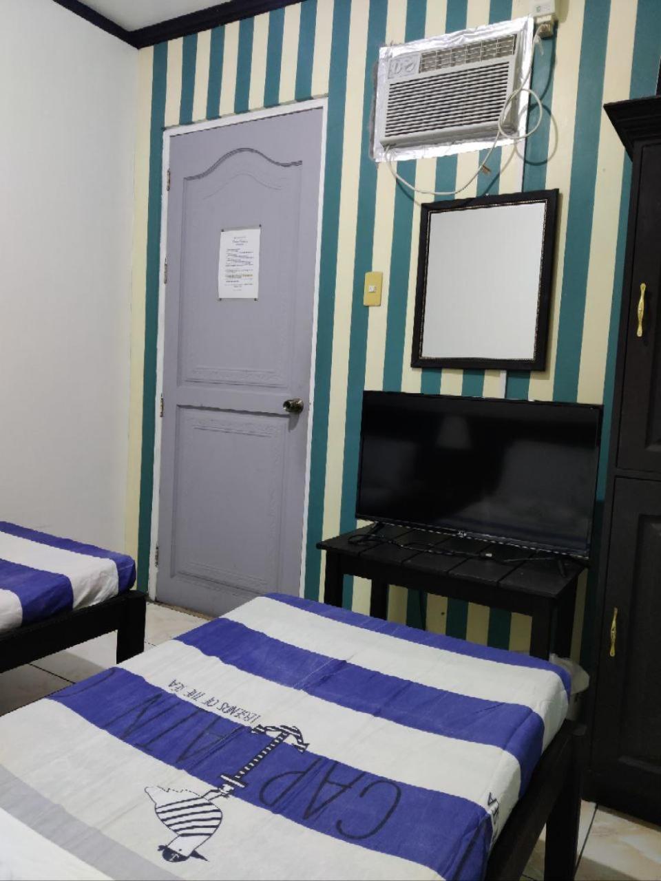 Center Parkway Pension House Kalibo Extérieur photo