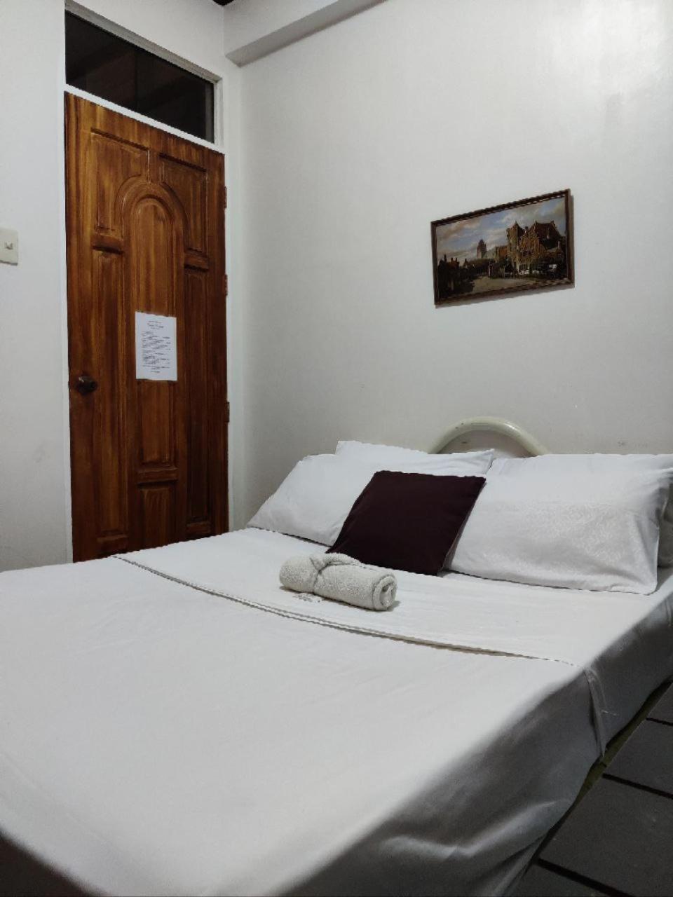 Center Parkway Pension House Kalibo Extérieur photo